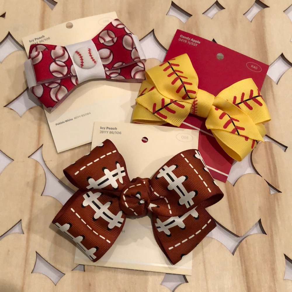 3 NWT Sports Hair Bows 🎀 on Alligator Clips
